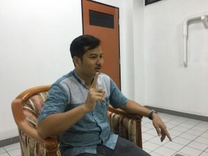 インドネシア大学日本語学習センターの先生