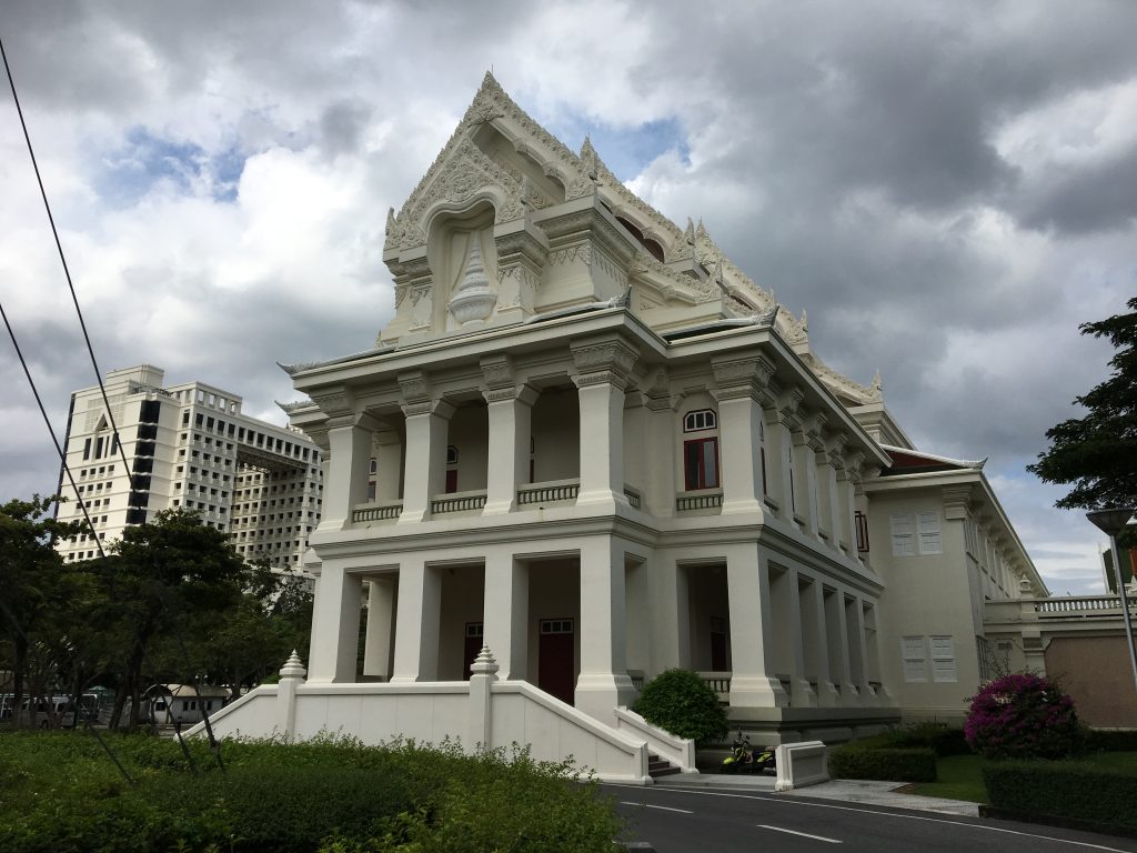 タイのチュラロンコーン大学
